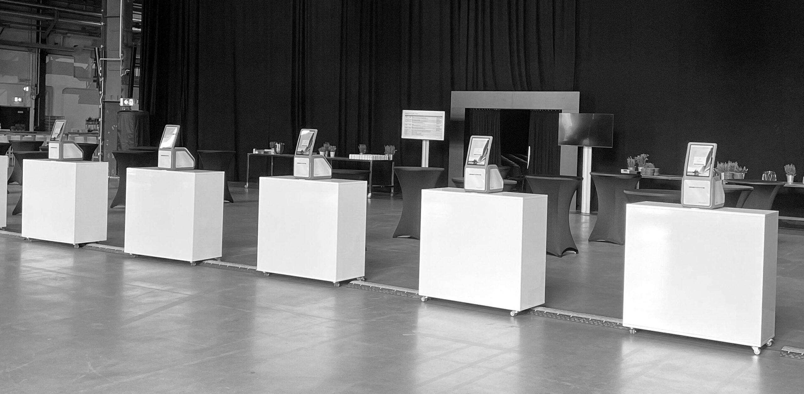 LESID Azavista Event Kiosk in use at a conference